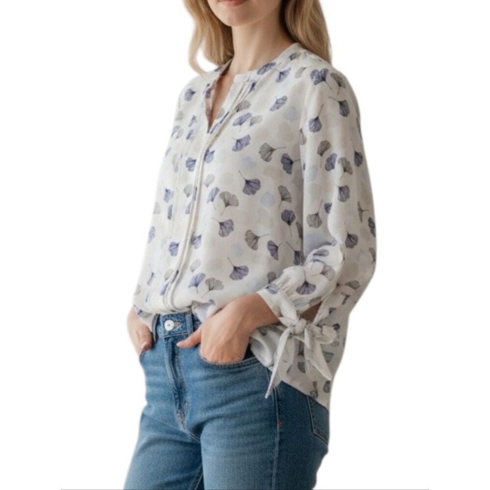 41 Hawthorn White Floral Print Tie Sleeve Blouse